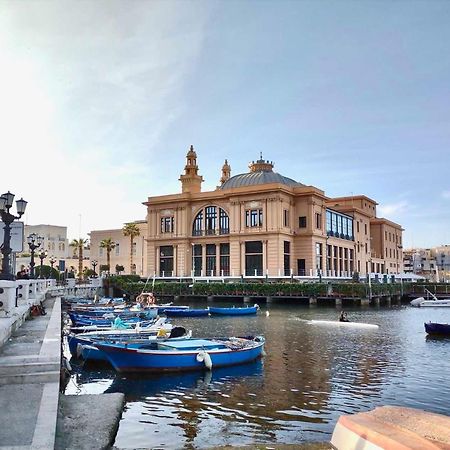 La Dimora Di Don Vito - Appartamento Confortevole Bari Bagian luar foto